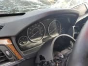 ✅ 2013 BMW 3 Series 328i • VIN: WBA3A5C51DF355094 • Lot: 82603435. Wystawiony na Copart z przebiegiem Nie podano. Bezpłatny archiwum sprzedaży aukcyjnych z USA i szczegółowy raport historii pojazdu na DreamBid. Zdjęcie 9.