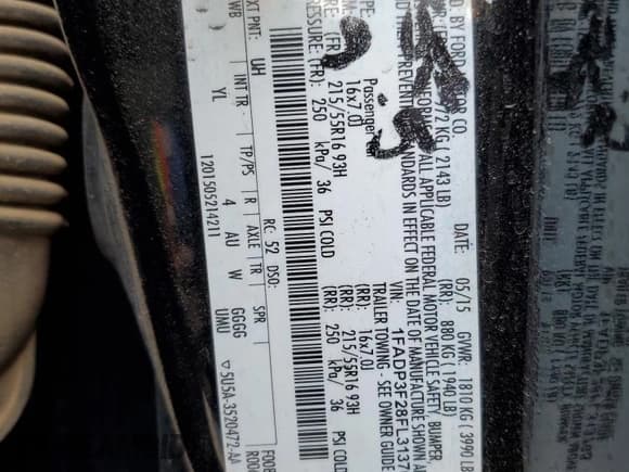 ✅ 2015 Ford Focus SE • VIN: 1FADP3F28FL313768 • Lot: 82620284. Listed on Copart with 106,375 mi. Free auction sales archive from the USA and detailed vehicle history report at DreamBid. Image 15.