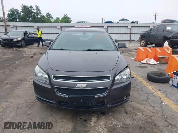 ✅ 2011 Chevrolet Malibu 1LT • VIN: 1G1ZC5E1XBF270200 • Lot: 42359093. Listed on IAAI with 192,973 mi. Free auction sales archive from the USA and detailed vehicle history report at DreamBid. Image 11.