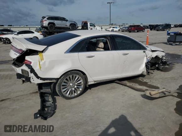 ✅ 2016 Lincoln MKZ • VIN: 3LN6L2G9XGR632690 • Lot: 52902995. Wystawiony na Copart z przebiegiem Nie podano. Bezpłatny archiwum sprzedaży aukcyjnych z USA i szczegółowy raport historii pojazdu na DreamBid. Zdjęcie 3.