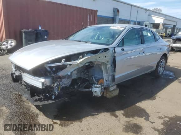 2023 Hyundai Sonata SEL с VIN KMHL64JA8PA311394, выставлен на аукционе Copart как лот 71783535 с пробегом 14 474 миль миль и На запчасти • Non repairable. История ставок и продаж доступна на DreamBid. Изображение 1.