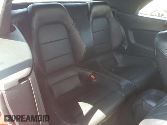 ✅ 2020 Ford Mustang EcoBoost • VIN: 1FATP8UH0L5185512 • Лот: 71561815. Опубликован ранее на Copart с пробегом 96 774 миль. Бесплатный доступ к архиву аукционных продаж из США и подробный отчёт об истории автомобиля на DreamBid. Изображение 10.