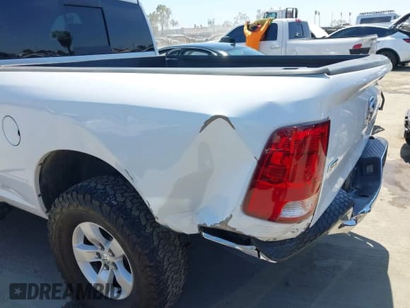 ✅ 2017 Ram 1500 SLT • VIN: 1C6RR7GG5HS583441 • Лот: 42391078. Опубликован ранее на IAAI с пробегом 129 043 миль. Бесплатный доступ к архиву аукционных продаж из США и подробный отчёт об истории автомобиля на DreamBid. Изображение 18.