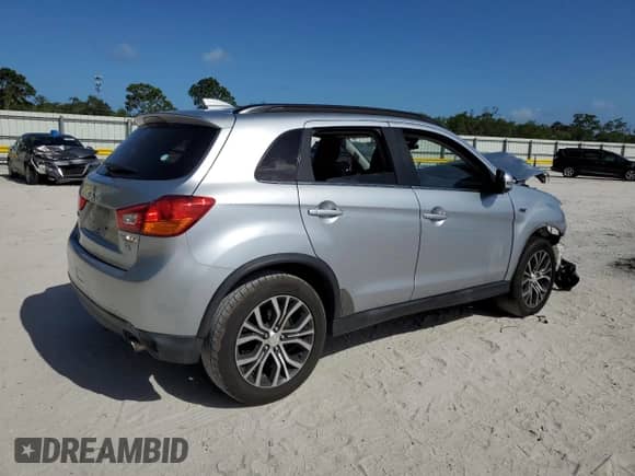 2017 Mitsubishi Outlander SEL z VIN JA4AP4AW3HZ045266, wystawiony jako Copart lot #51518255 z przebiegiem 95 371 mil mil oraz Szkoda całkowita • Salvage title. Historia ofert i sprzedaży dostępna na DreamBid. Obrazek 3.