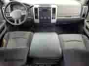 2009 Dodge 1500 TRX z VIN 1D3HB13T59S796777, wystawiony jako Copart lot #61421535 z przebiegiem 201 989 mil mil oraz Czysty tytuł • Clean title. Historia ofert i sprzedaży dostępna na DreamBid. Obrazek 8.