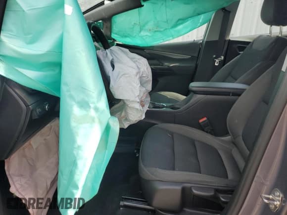 ✅ 2023 Chevrolet Bolt EV 1LT • VIN: 1G1FW6S06P4182386 • Lot: 57018395. Wystawiony na Copart z przebiegiem Nie podano. Bezpłatny archiwum sprzedaży aukcyjnych z USA i szczegółowy raport historii pojazdu na DreamBid. Zdjęcie 7.