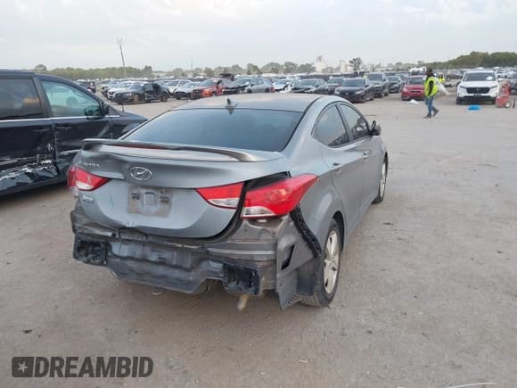 ✅ 2012 Hyundai Elantra GLS • VIN: KMHDH4AE9CU416598 • Лот: 43495044. Опубликован ранее на IAAI с пробегом 161 400 миль. Бесплатный доступ к архиву аукционных продаж из США и подробный отчёт об истории автомобиля на DreamBid. Изображение 4.