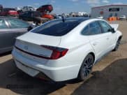 ✅ 2021 Hyundai Sonata Limited • VIN: 5NPEH4J25MH069930 • Lot: 43177990. Listed on IAAI with 44,083 mi. Free auction sales archive from the USA and detailed vehicle history report at DreamBid. Image 4.