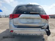 ✅ 2017 Mitsubishi Outlander SE • VIN: JA4AD3A38HZ030884 • Lot: 42409769. Listed on IAAI with 185,220 mi. Free auction sales archive from the USA and detailed vehicle history report at DreamBid. Image 16.