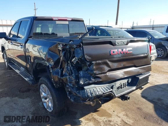 ✅ 2019 GMC Sierra 1500 SLT • VIN: 1GTU9DED8KZ175458 • Lot: 43456572. Listed on IAAI with 151,391 mi. Free auction sales archive from the USA and detailed vehicle history report at DreamBid. Image 6.