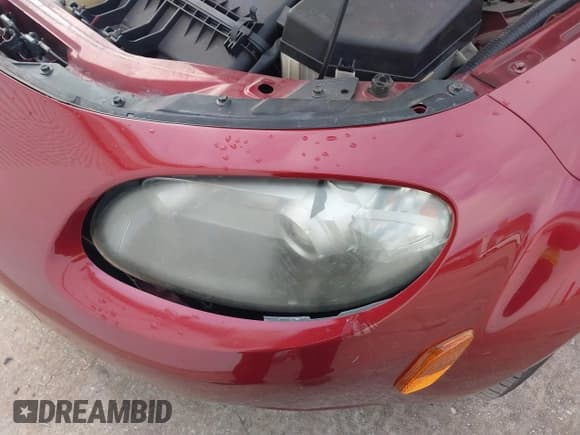 ✅ 2006 Mazda MX-5 Miata Touring • VIN: JM1NC25F360120356 • Lot: 41412186. Wystawiony na IAAI z przebiegiem 171 483 mil. Bezpłatny archiwum sprzedaży aukcyjnych z USA i szczegółowy raport historii pojazdu na DreamBid. Zdjęcie 6.