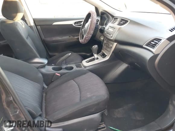 ✅ 2013 Nissan Sentra SR • VIN: 3N1AB7AP5DL733336 • Lot: 43686647. Wystawiony na IAAI z przebiegiem 215 780 mil. Bezpłatny archiwum sprzedaży aukcyjnych z USA i szczegółowy raport historii pojazdu na DreamBid. Zdjęcie 5.