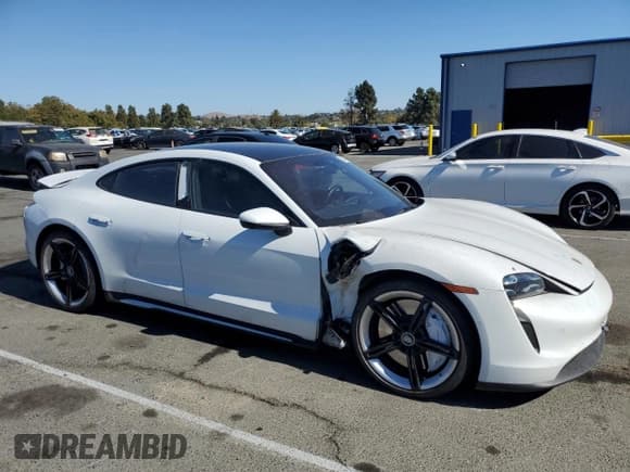 ✅ 2020 Porsche Taycan 4S • VIN: WP0AB2Y12LSA51907 • Лот: 80476085. Опубликован ранее на Copart с пробегом 38 983 миль. Бесплатный доступ к архиву аукционных продаж из США и подробный отчёт об истории автомобиля на DreamBid. Изображение 4.