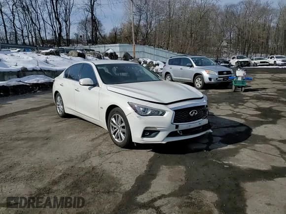 ✅ 2019 Infiniti Q50 Pure • VIN: JN1CV7AR8KM350026 • Лот: 46221555. Опубликован ранее на Copart с пробегом 78 122 миль. Бесплатный доступ к архиву аукционных продаж из США и подробный отчёт об истории автомобиля на DreamBid. Изображение 11.