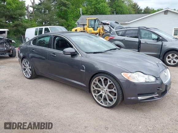 ✅ 2010 Jaguar XF Supercharged • VIN: SAJWA0HE2AMR64439 • Lot: 42252130. Listed on IAAI with 62,278 mi. Free auction sales archive from the USA and detailed vehicle history report at DreamBid. Image 1.