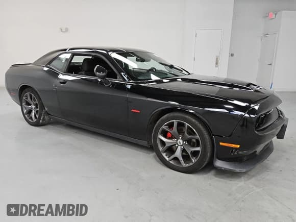 ✅ 2019 Dodge Challenger R/T • VIN: 2C3CDZBT1KH551215 • Лот: 81217545. Опубликован ранее на Copart с пробегом 77 227 миль. Бесплатный доступ к архиву аукционных продаж из США и подробный отчёт об истории автомобиля на DreamBid. Изображение 4.