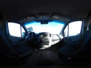 ✅ 2018 Mercedes-Benz Sprinter Cargo Worker • VIN: WD3PE7CD3JP648054 • Lot: 43625298. Wystawiony na IAAI z przebiegiem 60 887 mil. Bezpłatny archiwum sprzedaży aukcyjnych z USA i szczegółowy raport historii pojazdu na DreamBid. Zdjęcie 18.