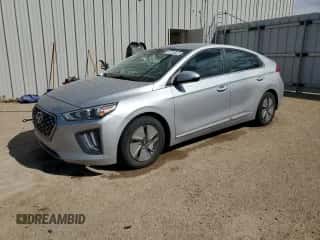 2021 Hyundai Ioniq SE с VIN KMHC75LC6MU255192, выставлен на аукционе Copart как лот 69866494 с пробегом 120 723 миль миль и Списание • Salvage title. История ставок и продаж доступна на DreamBid. Изображение 1.