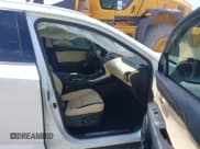 ✅ 2016 Lexus NX 200t • VIN: JTJYARBZXG2049041 • Lot: 42765277. Wystawiony na IAAI z przebiegiem 125 245 mil. Bezpłatny archiwum sprzedaży aukcyjnych z USA i szczegółowy raport historii pojazdu na DreamBid. Zdjęcie 5.