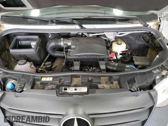 ✅ 2022 Mercedes-Benz Sprinter • VIN: W1Z4EFHY1NP511755 • Лот: 66149835. Опубликован ранее на Copart с пробегом 15 139 миль. Бесплатный доступ к архиву аукционных продаж из США и подробный отчёт об истории автомобиля на DreamBid. Изображение 12.