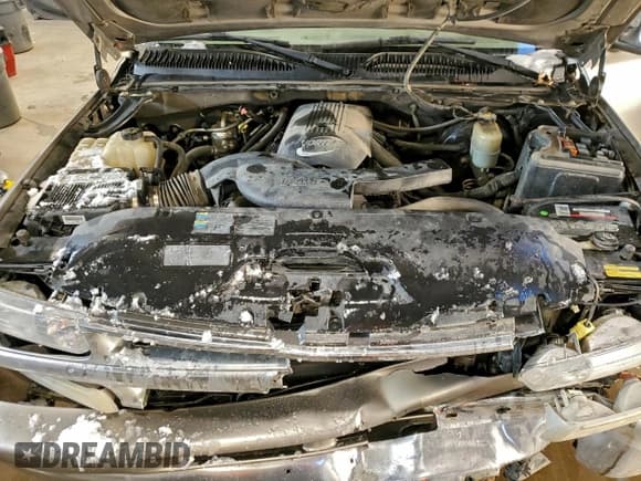 ✅ 2002 Chevrolet Tahoe Z71 • VIN: 1GNEK13Z42R202166 • Лот: 93700415. Опубликован ранее на Copart с пробегом Не указан. Бесплатный доступ к архиву аукционных продаж из США и подробный отчёт об истории автомобиля на DreamBid. Изображение 12.