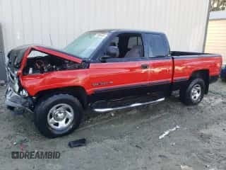 1998 Dodge 1500 с VIN 1B7HF13Y3WJ115929, выставлен на аукционе Copart как лот 79954004 с пробегом 305 062 миль миль и Списание • Salvage title. История ставок и продаж доступна на DreamBid. Изображение 1.