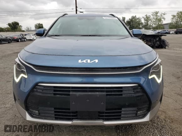 ✅ 2025 Kia Niro SX • VIN: KNDCT3LEXS5226629 • Lot: 53109805. Listed on Copart with 5,726 mi. Free auction sales archive from the USA and detailed vehicle history report at DreamBid. Image 5.