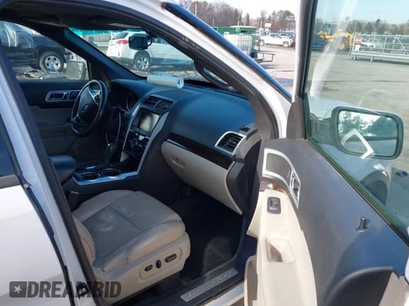 ✅ 2013 Ford Explorer Limited • VIN: 1FM5K7F88DGA65225 • Lot: 43849914. Wystawiony na IAAI z przebiegiem 194 226 mil. Bezpłatny archiwum sprzedaży aukcyjnych z USA i szczegółowy raport historii pojazdu na DreamBid. Zdjęcie 5.