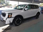 ✅ 2024 Kia Telluride EX • VIN: 5XYP34GC1RG431208 • Lot: 43681589. Listed on IAAI with 9,462 mi. Free auction sales archive from the USA and detailed vehicle history report at DreamBid. Image 2.
