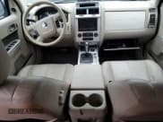 ✅ 2009 Mercury Mariner Hybrid • VIN: 4M2CU39309KJ17069 • Lot: 92639855. Wystawiony na Copart z przebiegiem Nie podano. Bezpłatny archiwum sprzedaży aukcyjnych z USA i szczegółowy raport historii pojazdu na DreamBid. Zdjęcie 8.