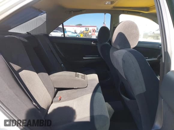 ✅ 2004 Toyota Camry SE • VIN: 4T1BA32KX4U504815 • Лот: 42691346. Опубликован ранее на IAAI с пробегом 312 295 миль. Бесплатный доступ к архиву аукционных продаж из США и подробный отчёт об истории автомобиля на DreamBid. Изображение 8.