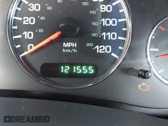 ✅ 2001 Chrysler Concorde LXi • VIN: 2C3HD36JX1H704751 • Lot: 43530252. Listed on IAAI with 121,555 mi. Free auction sales archive from the USA and detailed vehicle history report at DreamBid. Image 15.