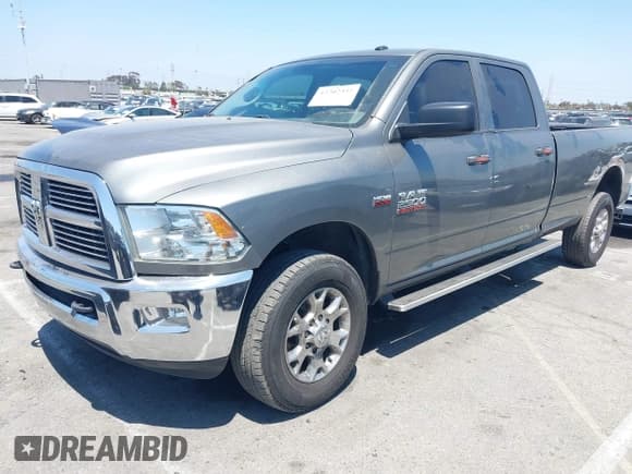 ✅ 2013 Ram 2500 Tradesman • VIN: 3C6TR5HT9DG578363 • Lot: 42202337. Wystawiony na IAAI z przebiegiem 181 084 mil. Bezpłatny archiwum sprzedaży aukcyjnych z USA i szczegółowy raport historii pojazdu na DreamBid. Zdjęcie 18.