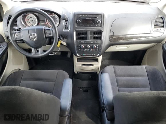 ✅ 2015 Dodge Grand Caravan SXT • VIN: 2C4RDGCG1FR556202 • Lot: 85324845. Wystawiony na Copart z przebiegiem 66 823 mil. Bezpłatny archiwum sprzedaży aukcyjnych z USA i szczegółowy raport historii pojazdu na DreamBid. Zdjęcie 8.