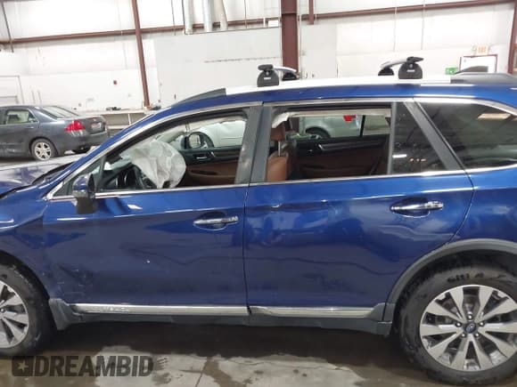 ✅ 2017 Subaru Outback Touring • VIN: 4S4BSATC2H3310168 • Лот: 43499862. Опубликован ранее на IAAI с пробегом Не указан. Бесплатный доступ к архиву аукционных продаж из США и подробный отчёт об истории автомобиля на DreamBid. Изображение 13.