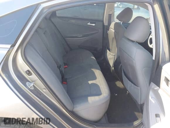 2014 Hyundai Sonata GLS с VIN 5NPEB4AC2EH807520, выставлен на аукционе IAAI как лот 43548820 с пробегом 117 068 миль миль и . История ставок и продаж доступна на DreamBid. Изображение 8.