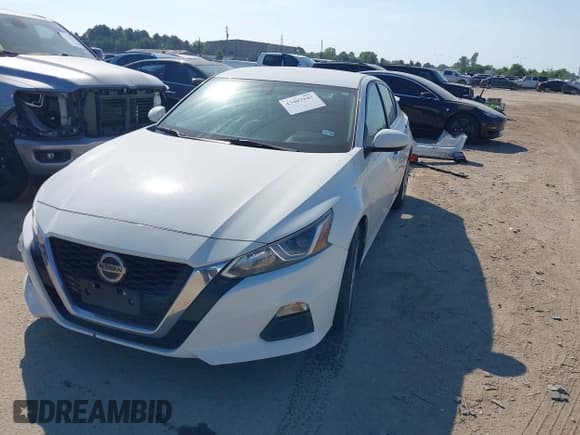 ✅ 2019 Nissan Altima S • VIN: 1N4BL4BV7KC106694 • Lot: 43407947. Listed on IAAI with 95,180 mi. Free auction sales archive from the USA and detailed vehicle history report at DreamBid. Image 18.