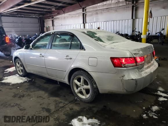 ✅ 2008 Hyundai Sonata SE • VIN: 5NPEU46C48H353052 • Лот: 41800295. Опубликован ранее на Copart с пробегом 85 626 миль. Бесплатный доступ к архиву аукционных продаж из США и подробный отчёт об истории автомобиля на DreamBid. Изображение 2.