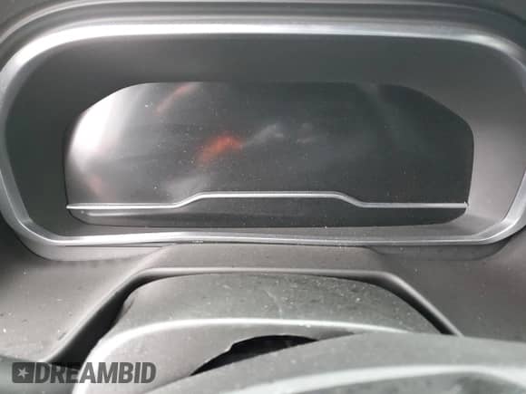 2024 Chevrolet Suburban LT z VIN 1GNSCCKD5RR271685, wystawiony jako Copart lot #85882484 z przebiegiem Nie podano mil oraz Szkoda całkowita • Salvage title. Historia ofert i sprzedaży dostępna na DreamBid. Obrazek 9.