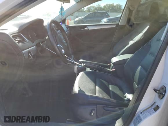 ✅ 2013 Volkswagen Jetta SE • VIN: 3VWDP7AJ1DM396758 • Lot: 56675955. Listed on Copart with 163,712 mi. Free auction sales archive from the USA and detailed vehicle history report at DreamBid. Image 7.