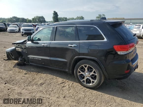 ✅ 2019 Jeep Grand Cherokee Overland • VIN: 1C4RJFCG8KC526698 • Lot: 61562865. Wystawiony na Copart z przebiegiem 141 926 mil. Bezpłatny archiwum sprzedaży aukcyjnych z USA i szczegółowy raport historii pojazdu na DreamBid. Zdjęcie 2.