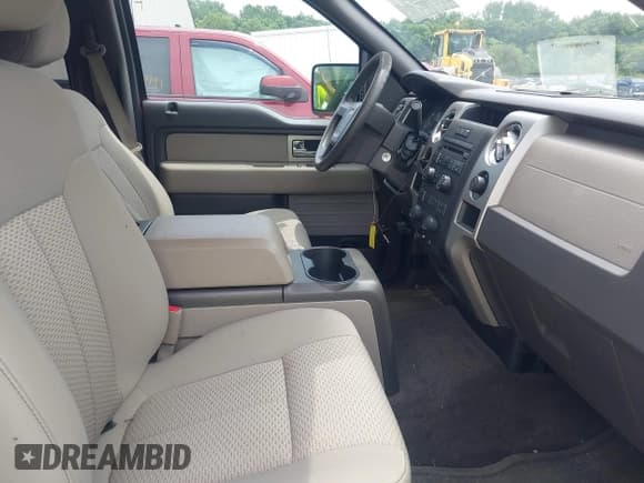 ✅ 2010 Ford F-150 XL • VIN: 1FTFW1CVXAKB55974 • Lot: 42788166. Listed on IAAI with 99,311 mi. Free auction sales archive from the USA and detailed vehicle history report at DreamBid. Image 5.