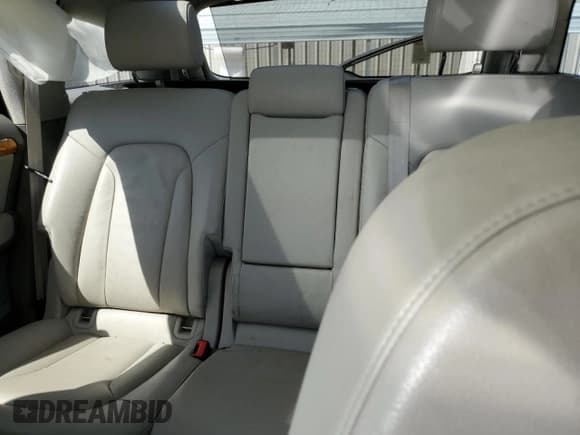 ✅ 2008 Audi Q7 Premium • VIN: WA1BV74L78D031543 • Lot: 60248224. Wystawiony na Copart z przebiegiem 102 023 mil. Bezpłatny archiwum sprzedaży aukcyjnych z USA i szczegółowy raport historii pojazdu na DreamBid. Zdjęcie 10.