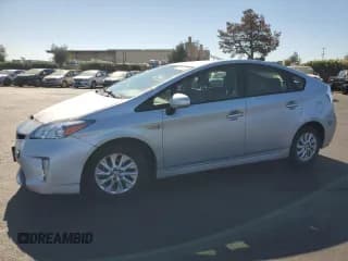 ✅ 2015 Toyota Prius Advanced • VIN: JTDKN3DP0F3066056 • Lot: 80557225. Listed on Copart with 93,279 mi. Free auction sales archive from the USA and detailed vehicle history report at DreamBid. Image 1.