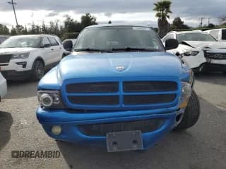 ✅ 2000 Dodge Dakota Sport • VIN: 1B7GL22Z8YS516815 • Lot: 43438395. Wystawiony na Copart z przebiegiem 176 731 mil. Bezpłatny archiwum sprzedaży aukcyjnych z USA i szczegółowy raport historii pojazdu na DreamBid. Zdjęcie 5.