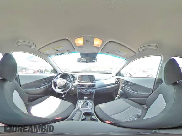 2020 Hyundai Kona SEL z VIN KM8K2CAA5LU464275, wystawiony jako Copart lot #59198593 z przebiegiem 42 324 mil mil oraz . Historia ofert i sprzedaży dostępna na DreamBid. Obrazek 14.