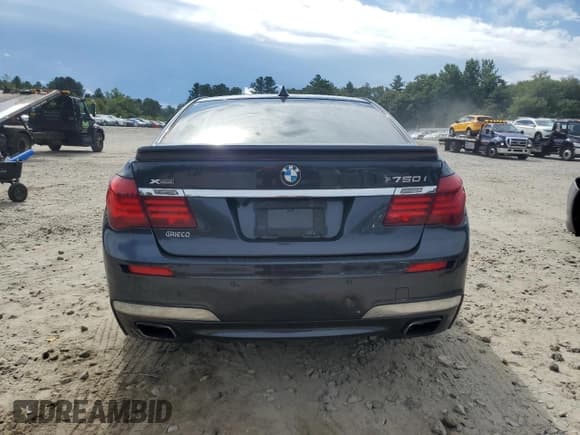 ✅ 2013 BMW 7 Series 750i xDrive • VIN: WBAYB6C56DC997949 • Lot: 70722585. Listed on Copart with 152,183 mi. Free auction sales archive from the USA and detailed vehicle history report at DreamBid. Image 6.