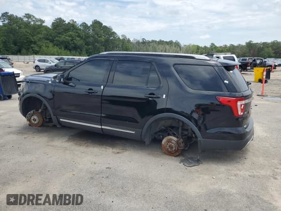 ✅ 2016 Ford Explorer XLT • VIN: 1FM5K8D82GGA35005 • Lot: 58016875. Wystawiony na Copart z przebiegiem Nie podano. Bezpłatny archiwum sprzedaży aukcyjnych z USA i szczegółowy raport historii pojazdu na DreamBid. Zdjęcie 2.