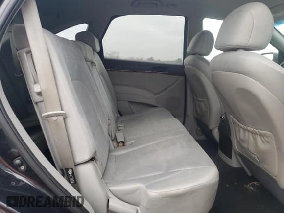 ✅ 2008 Hyundai Veracruz GLS • VIN: KM8NU73C98U073215 • Lot: 93227145. Listed on Copart with 157,564 mi. Free auction sales archive from the USA and detailed vehicle history report at DreamBid. Image 11.