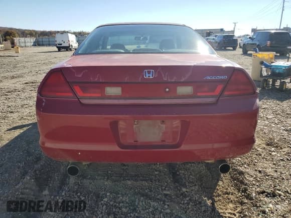 ✅ 2000 Honda Accord EX • VIN: 1HGCG2257YA024414 • Lot: 91969775. Listed on Copart with 276,247 mi. Free auction sales archive from the USA and detailed vehicle history report at DreamBid. Image 6.